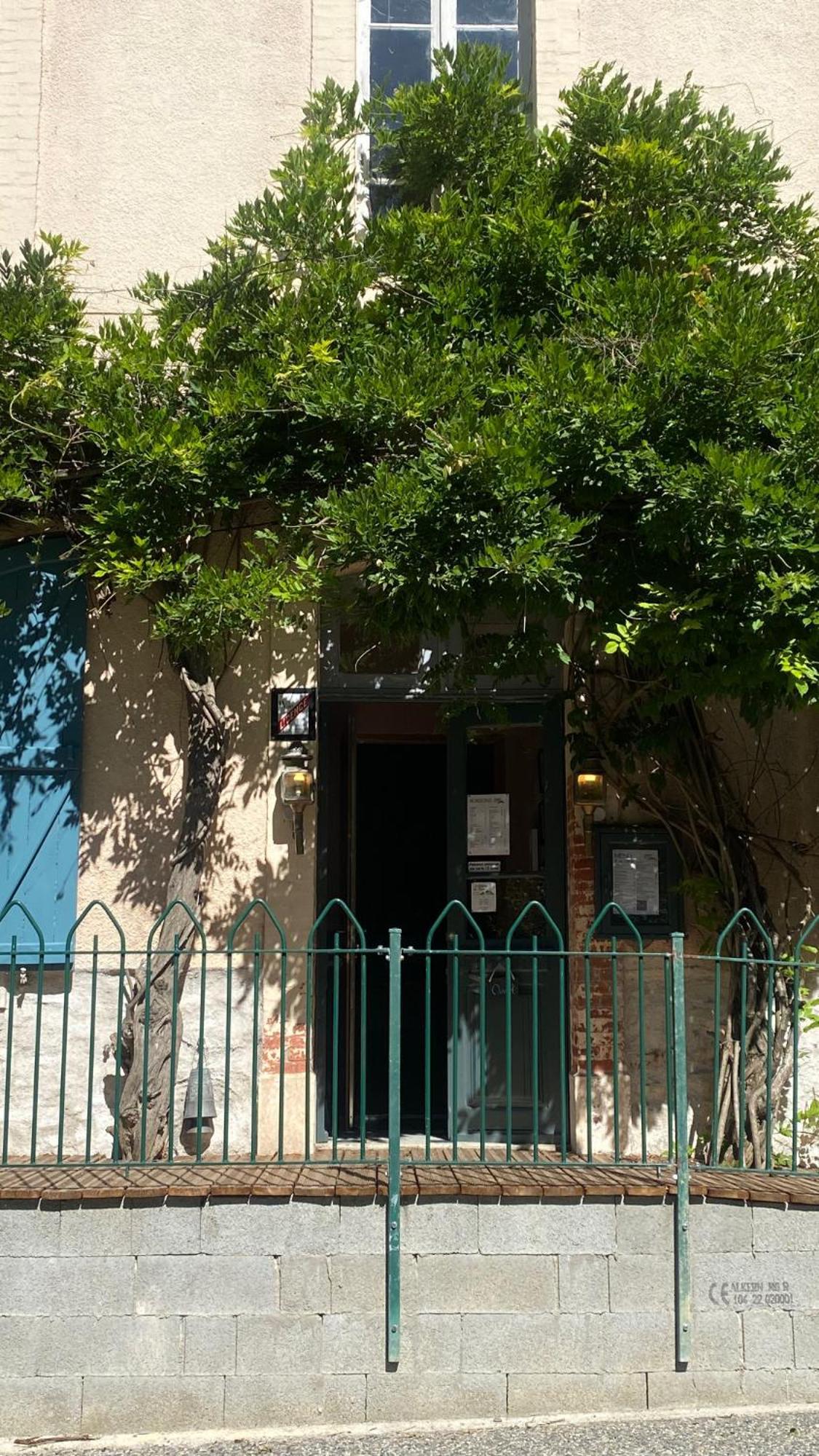 Gites Libellule At Auberge De L'Arac, Bar, Restaurant Aleu Exterior photo